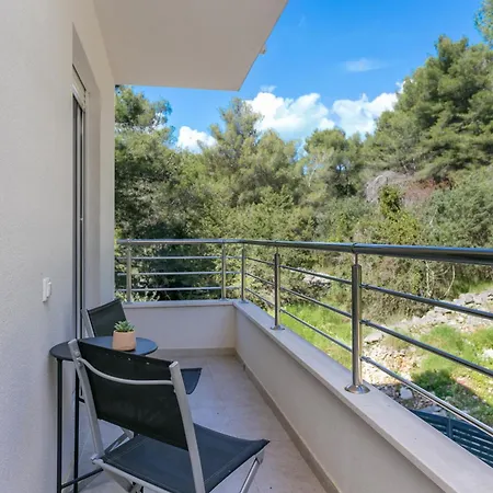 Family Friendly With A Swimming Pool Okrug Gornji, Ciovo - 21969 * Trogir