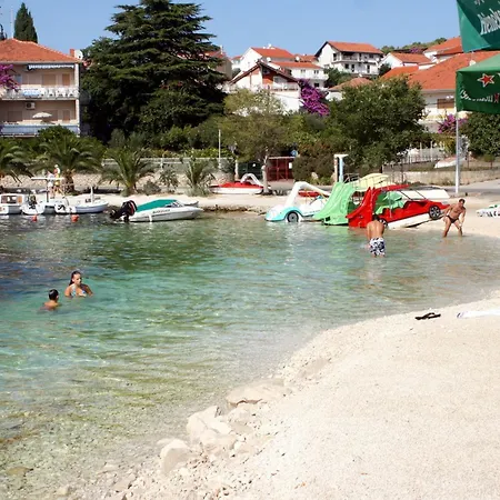 Family Friendly With A Swimming Pool Okrug Gornji, Ciovo - 21969 *